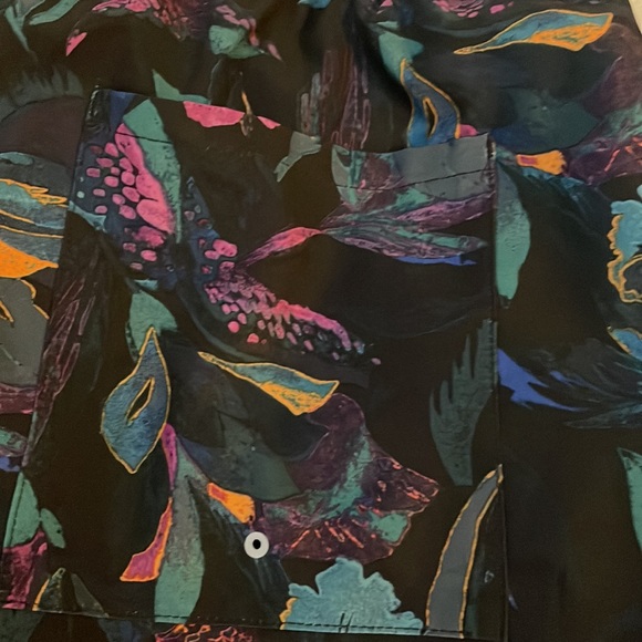 NWOT All In Motion UPF Hybrid Swim Shorts Trunks Men's Medium 32 34 Black Floral - Picture 5 of 7